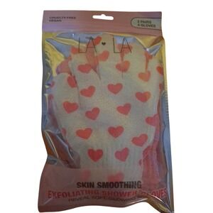 LA LA 2 Pairs 4 Gloves Exfoliating Shower Gloves White With Pink Hearts